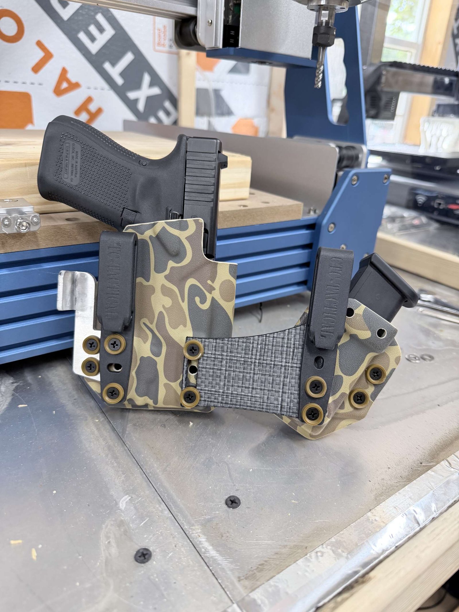 Killswitch-ally "IWB lighted/non light-bearing holster and mag carrier" (detachable) - Image 12