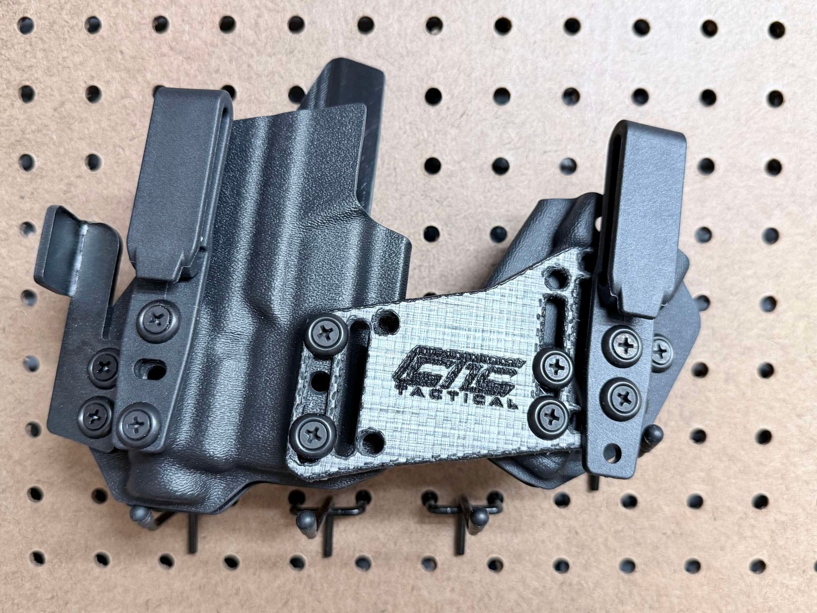 Killswitch-ally "IWB lighted/non light-bearing holster and mag carrier" (detachable) - Image 2